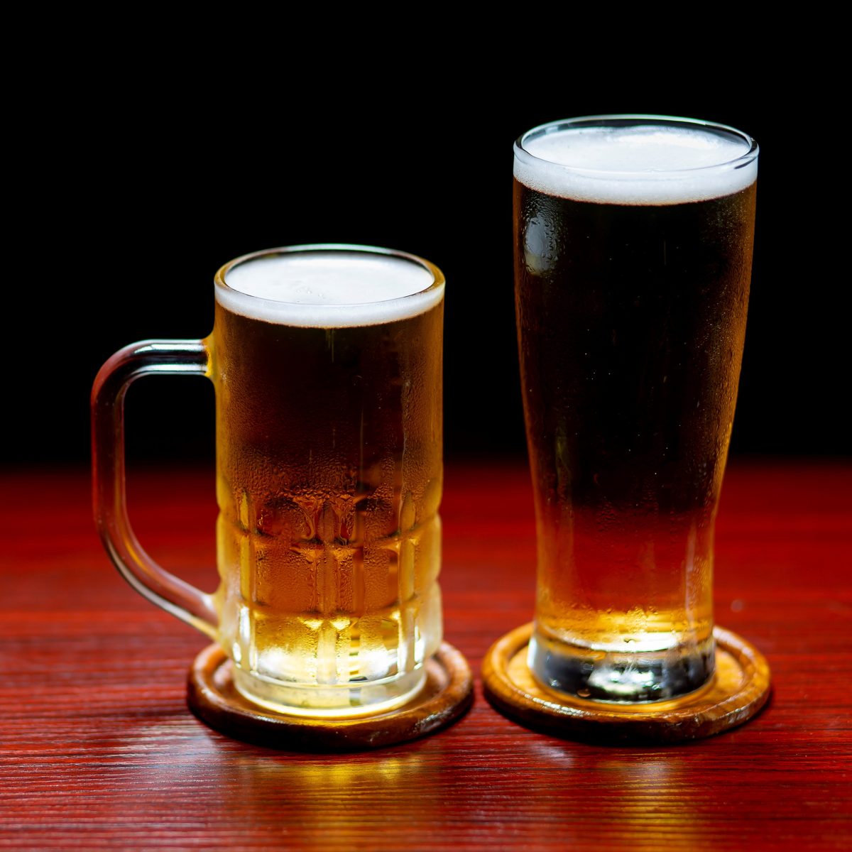 Ice-Cold Beers and Classic Mixed Drinks