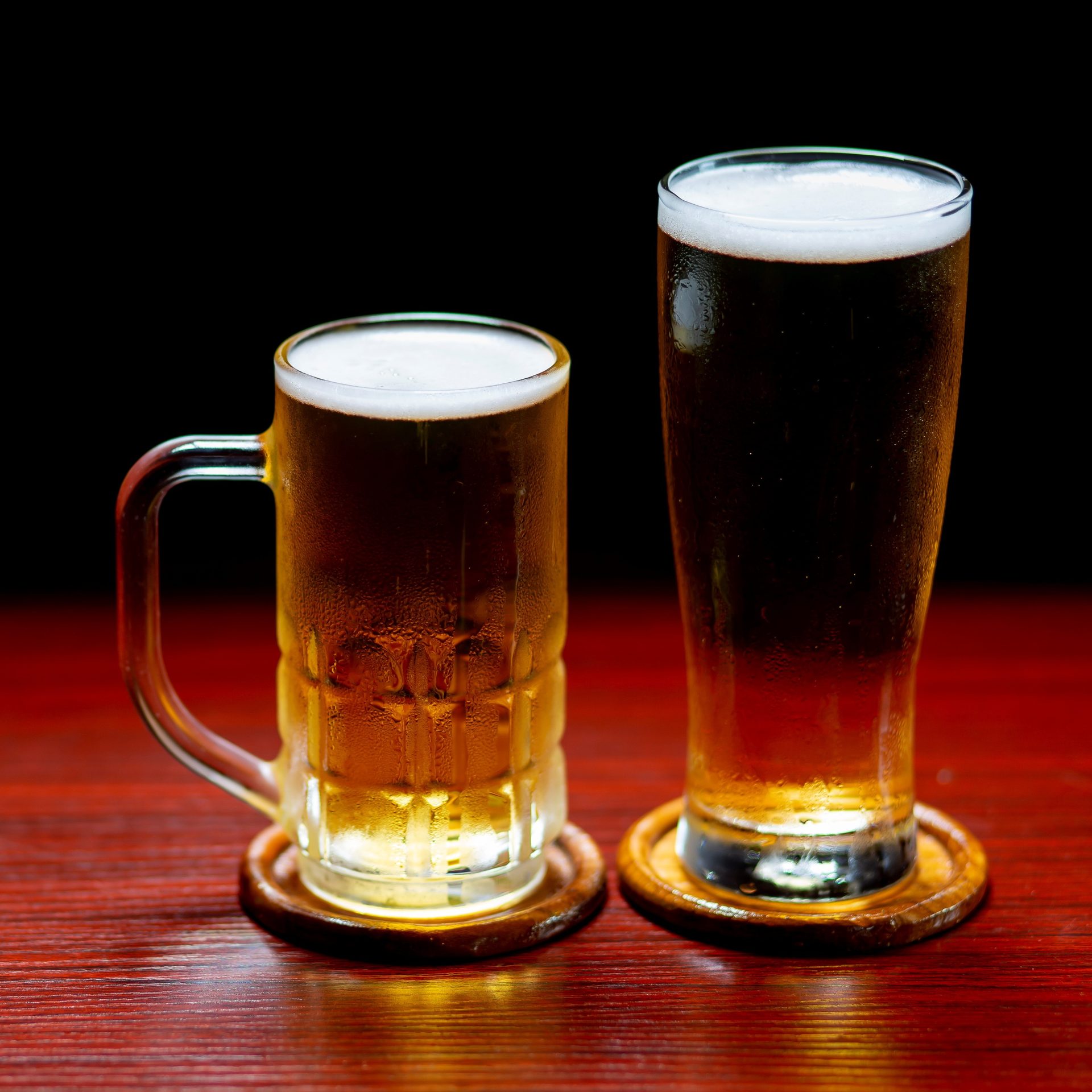 Ice-Cold Beers and Classic Mixed Drinks